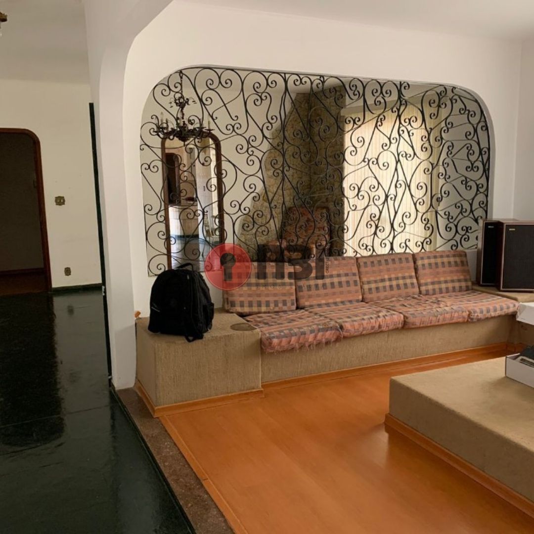 Casa com 3 quartos à venda, 272m² — foto 28 de 30