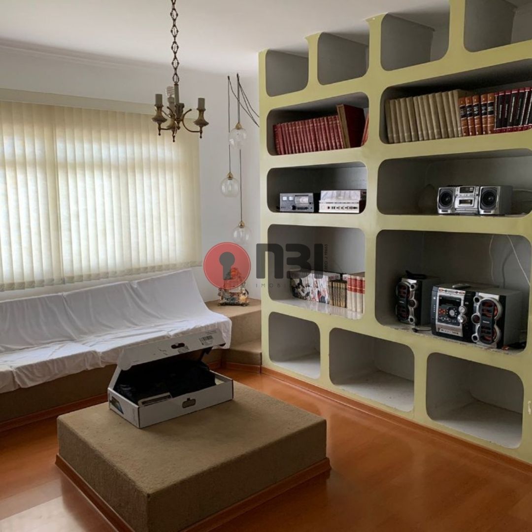 Casa com 3 quartos à venda, 272m² — foto 5 de 30