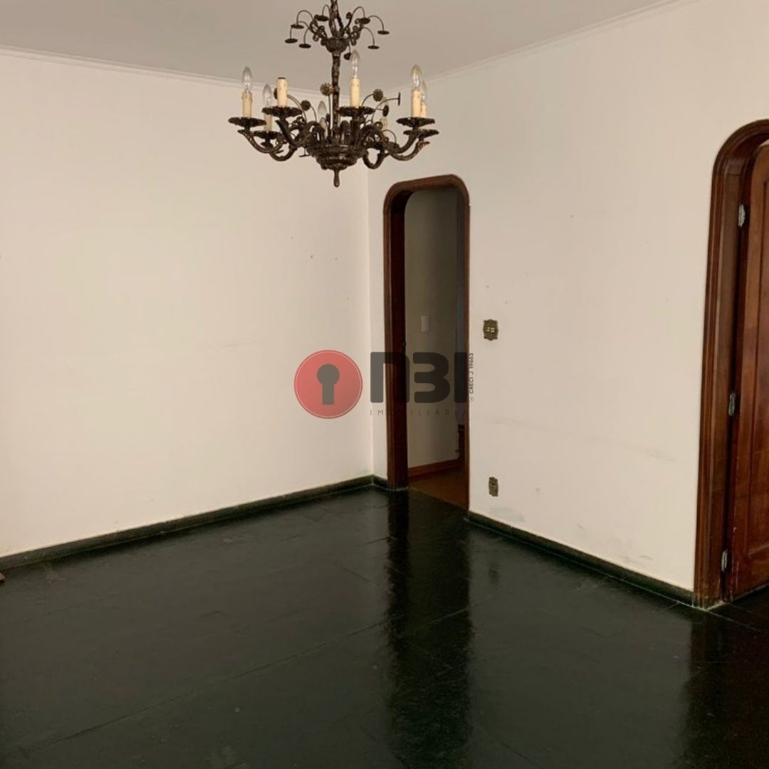 Casa com 3 quartos à venda, 272m² — foto 8 de 30