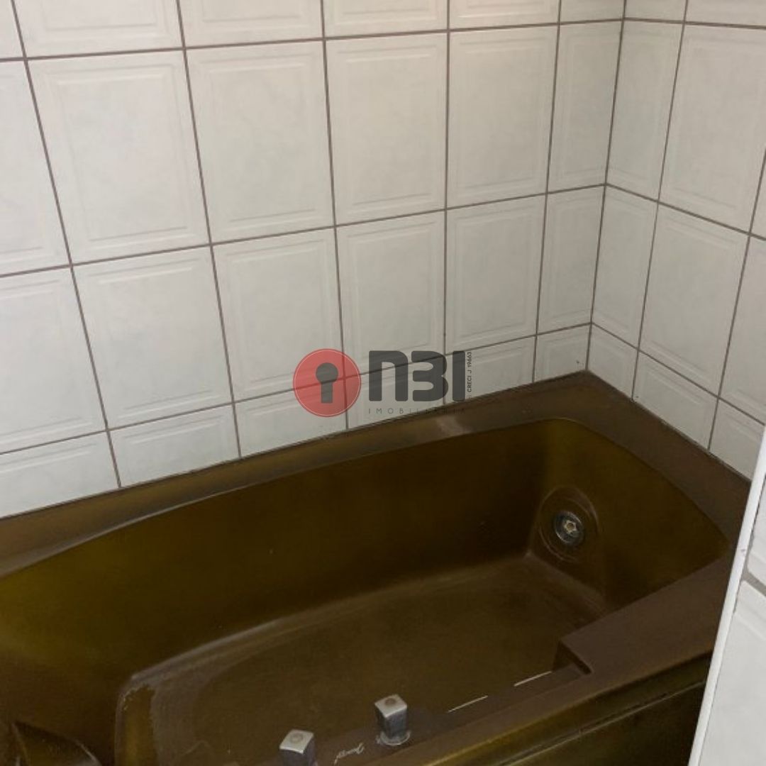 Casa com 3 quartos à venda, 272m² — foto 20 de 30