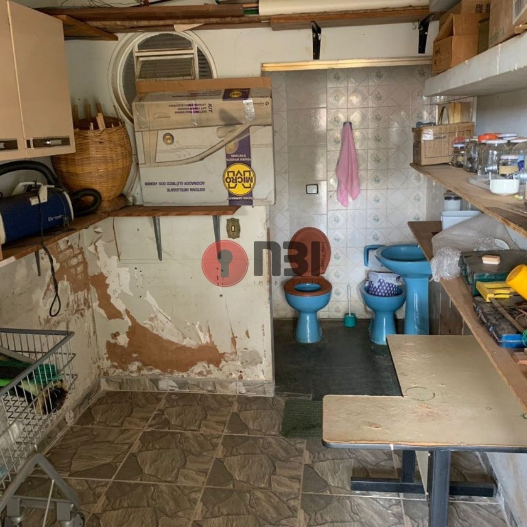 Casa com 3 quartos à venda, 272m² — foto 25 de 30