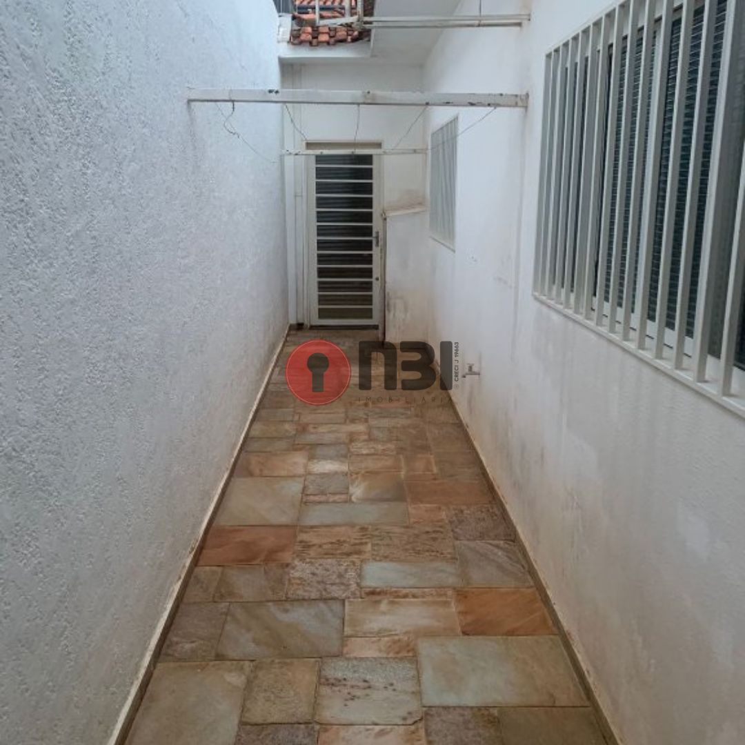 Casa com 3 quartos à venda, 208m² — foto 32 de 38