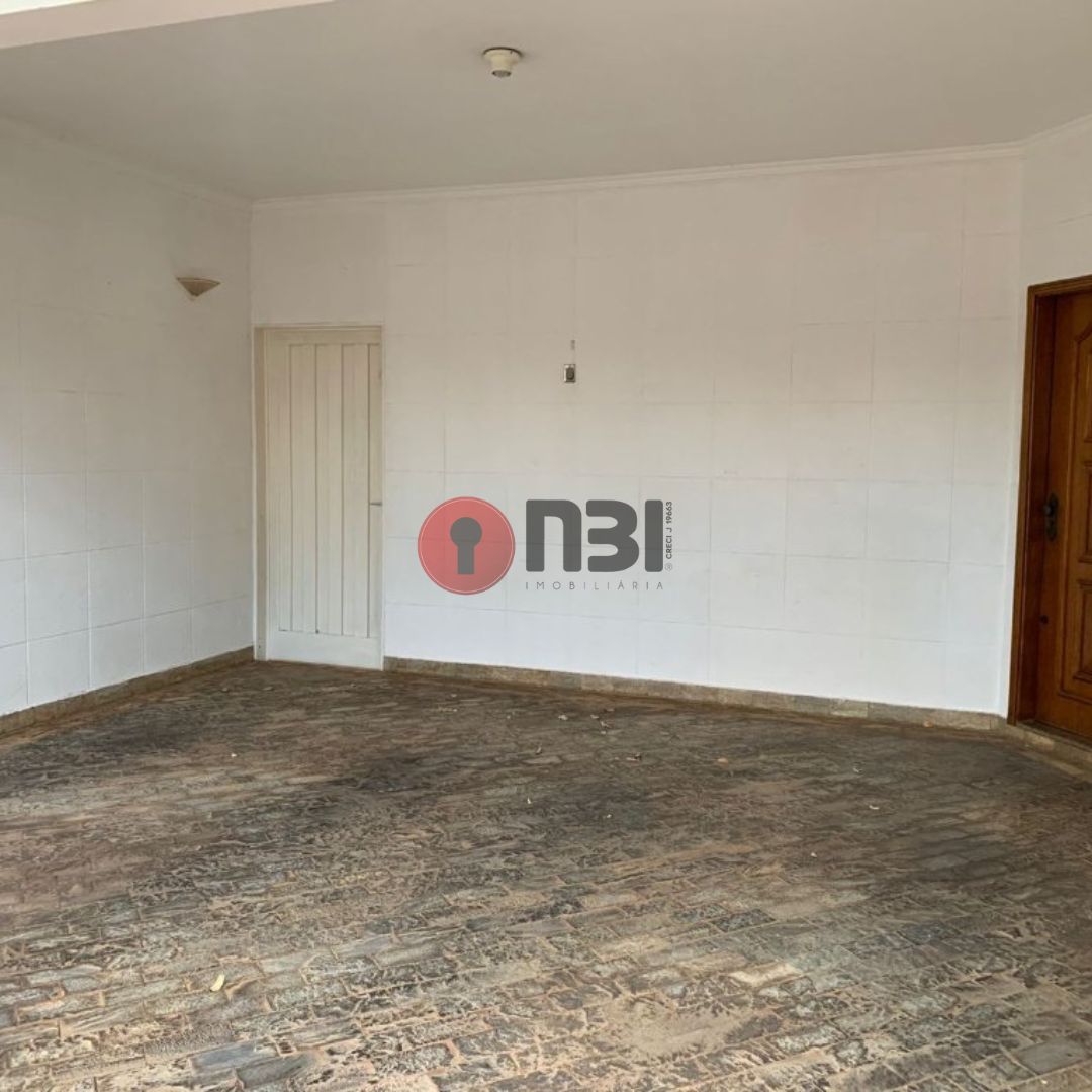 Casa com 3 quartos à venda, 208m² — foto 34 de 38