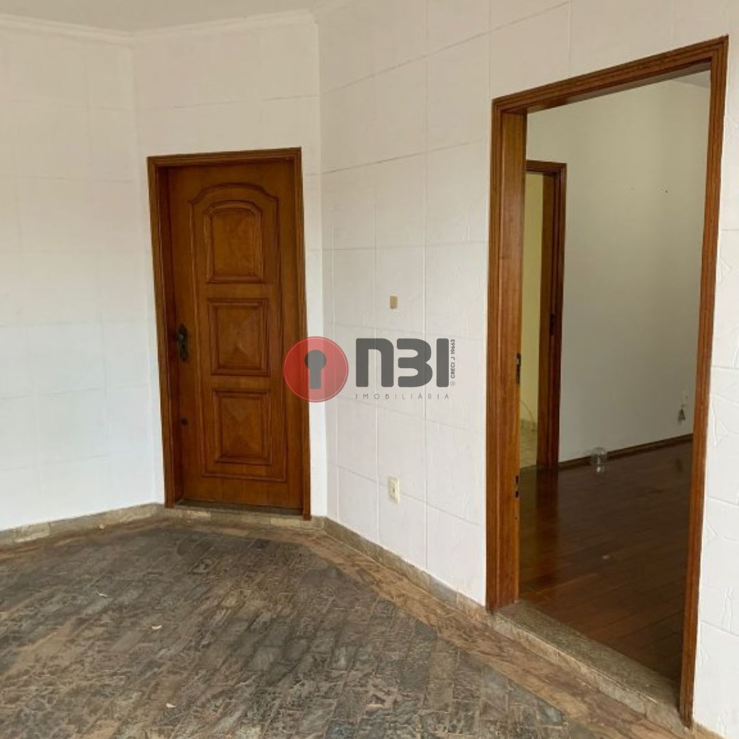 Casa com 3 quartos à venda, 208m² — foto 35 de 38