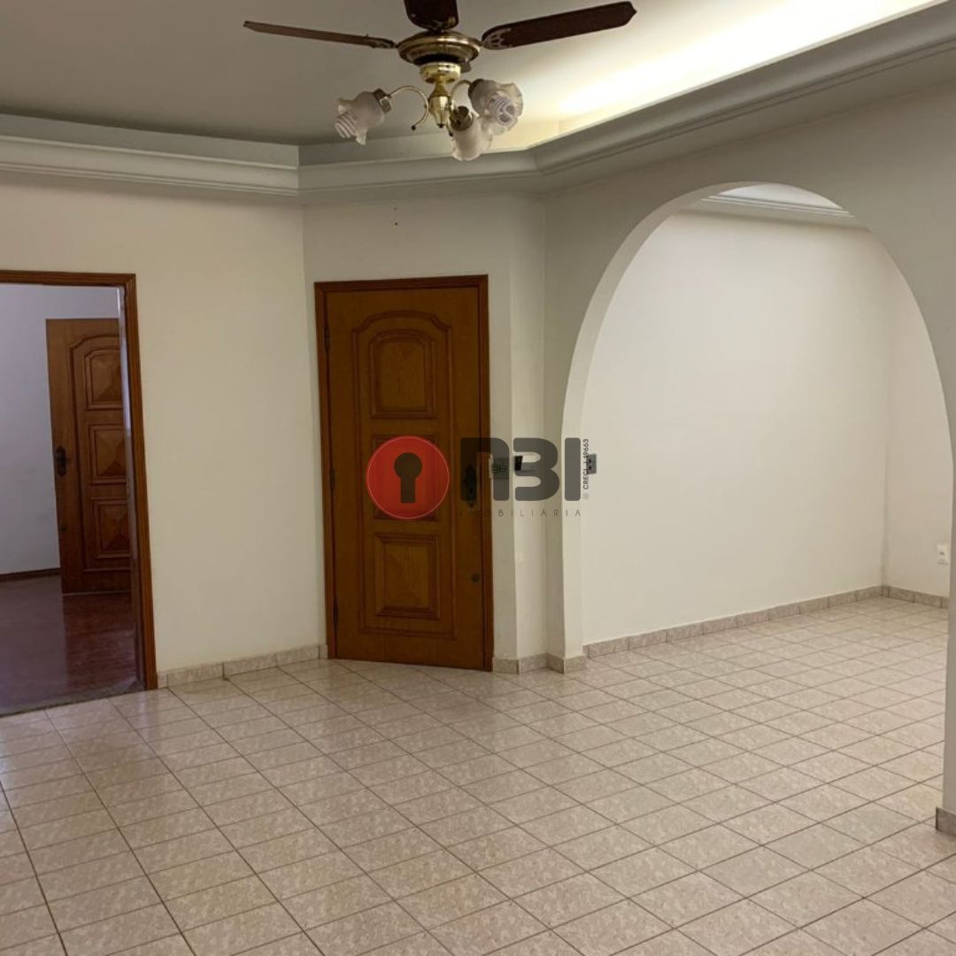 Casa com 3 quartos à venda, 208m² — foto 37 de 38