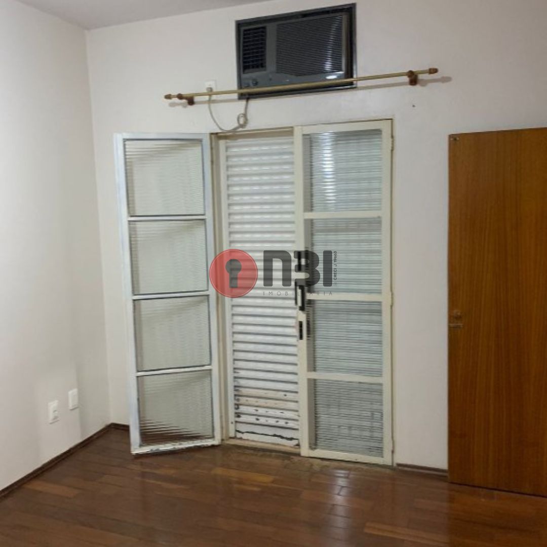 Casa com 3 quartos à venda, 208m² — foto 8 de 38