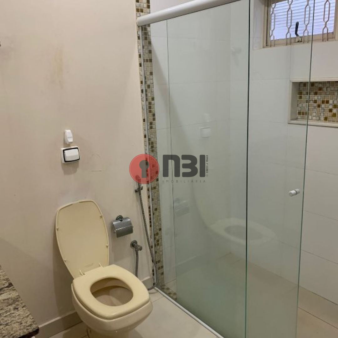Casa com 3 quartos à venda, 208m² — foto 10 de 38