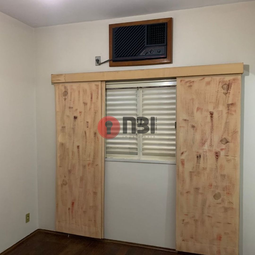 Casa com 3 quartos à venda, 208m² — foto 11 de 38