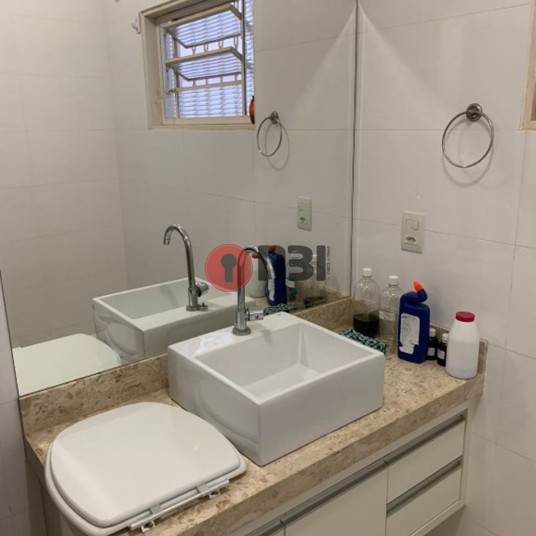 Casa com 3 quartos à venda, 208m² — foto 18 de 38