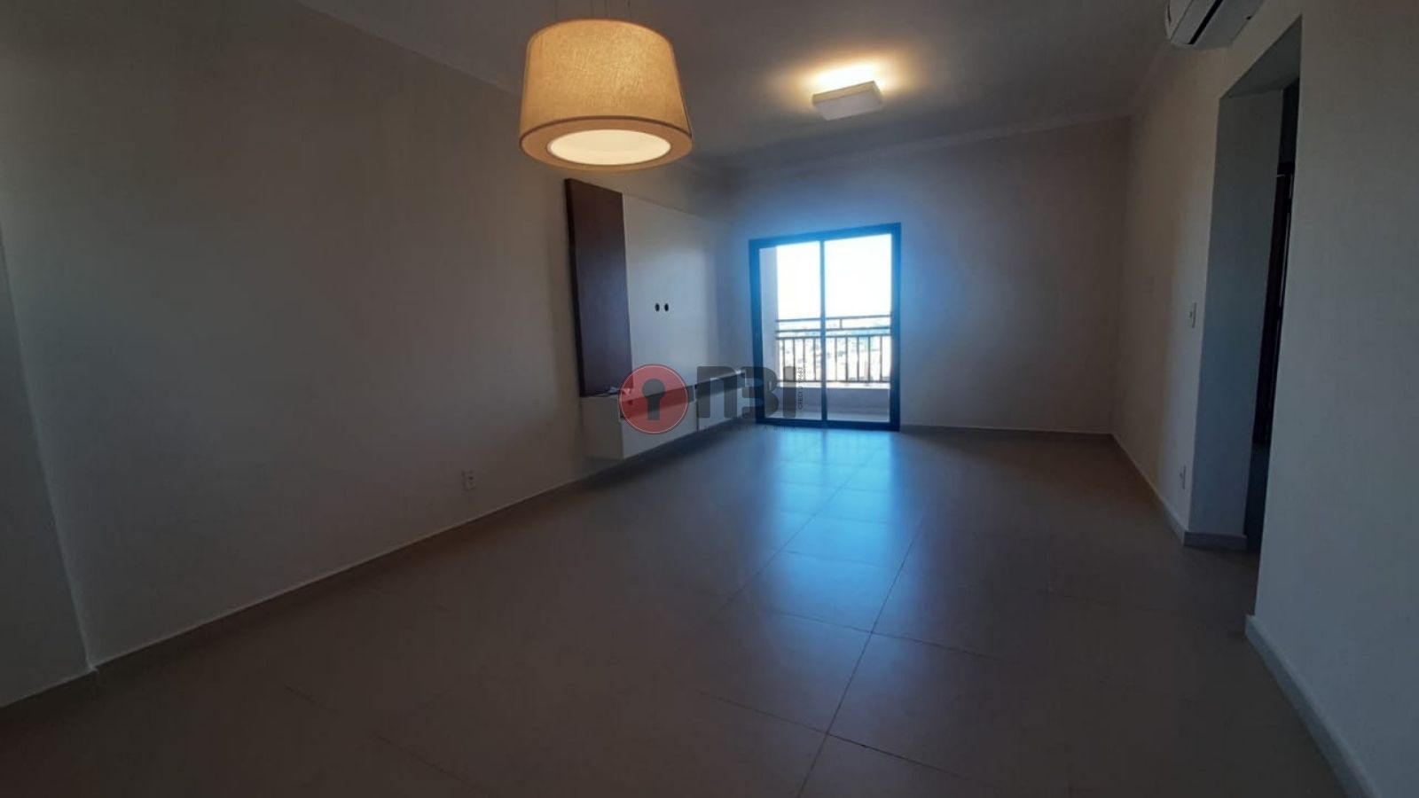 Apartamento com 3 quartos à venda, 80m² — foto 1 de 19