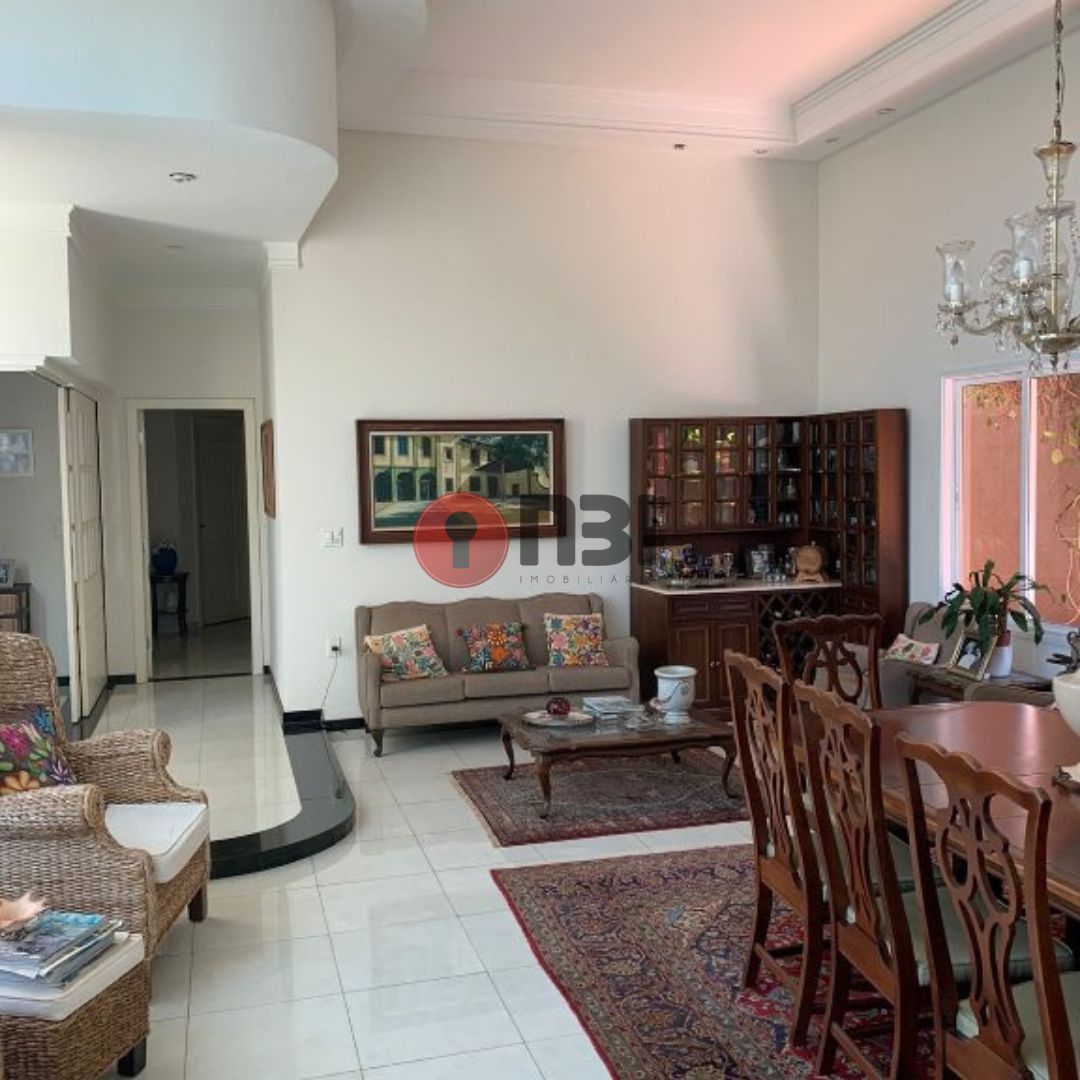 Casa com 3 quartos à venda, 250m² — foto 29 de 34