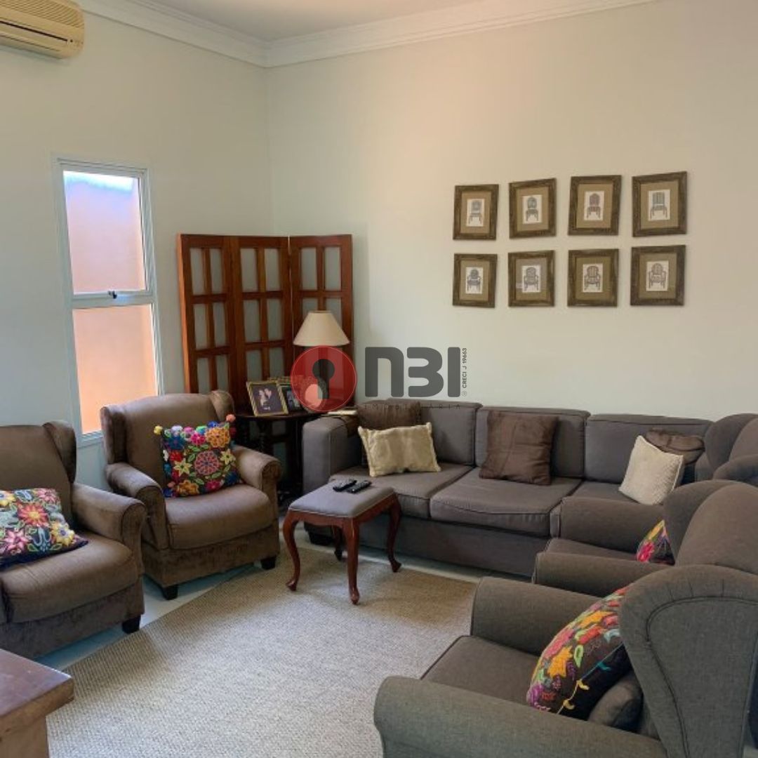 Casa com 3 quartos à venda, 250m² — foto 33 de 34