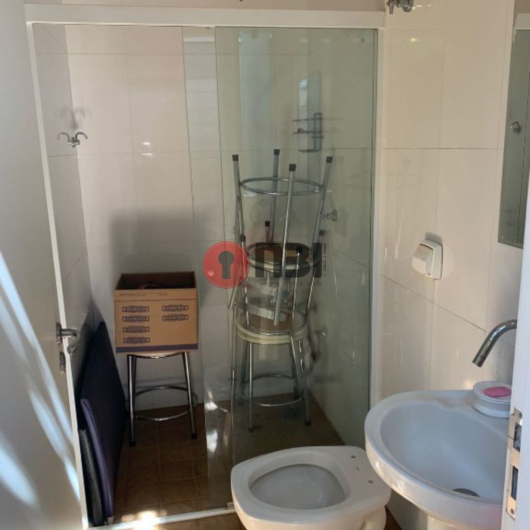 Casa com 3 quartos à venda, 250m² — foto 22 de 34