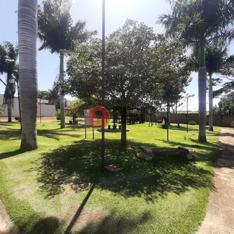 Terreno / Lote / Condomínio  à venda, 360m² — foto 6 de 7