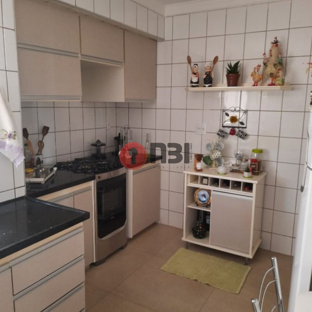 Apartamento com 2 quartos à venda, 75m² — foto 7 de 19