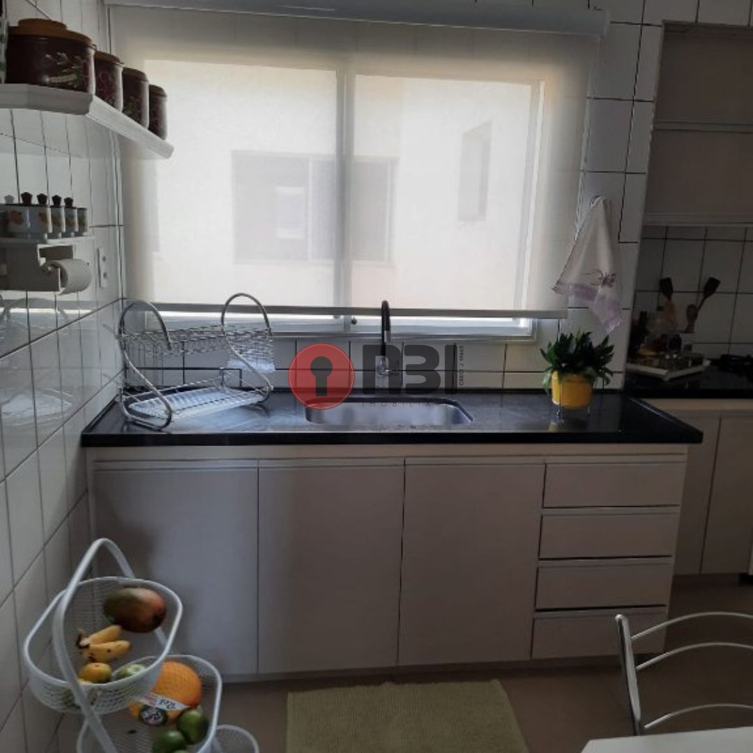 Apartamento com 2 quartos à venda, 75m² — foto 8 de 19