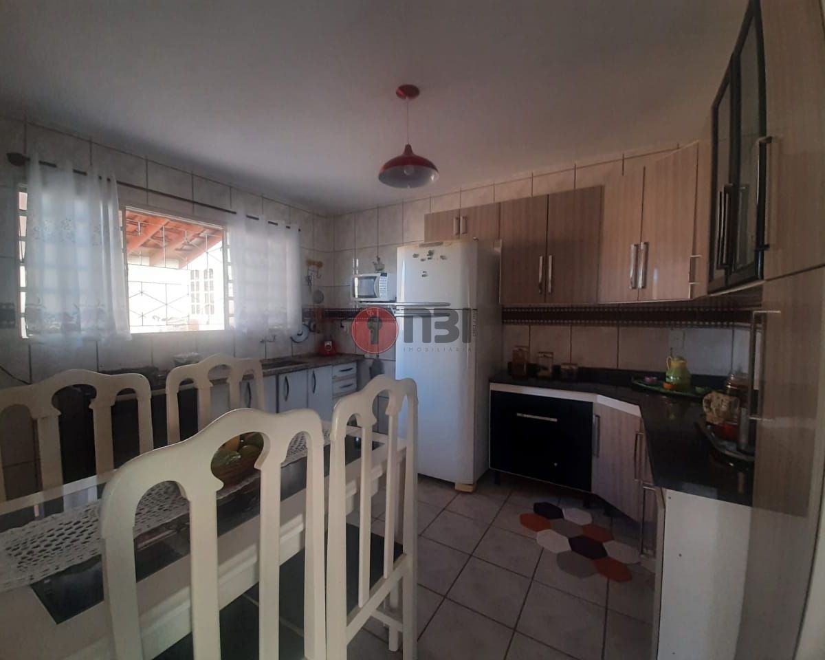 Casa com 2 quartos à venda, 80m² — foto 5 de 27