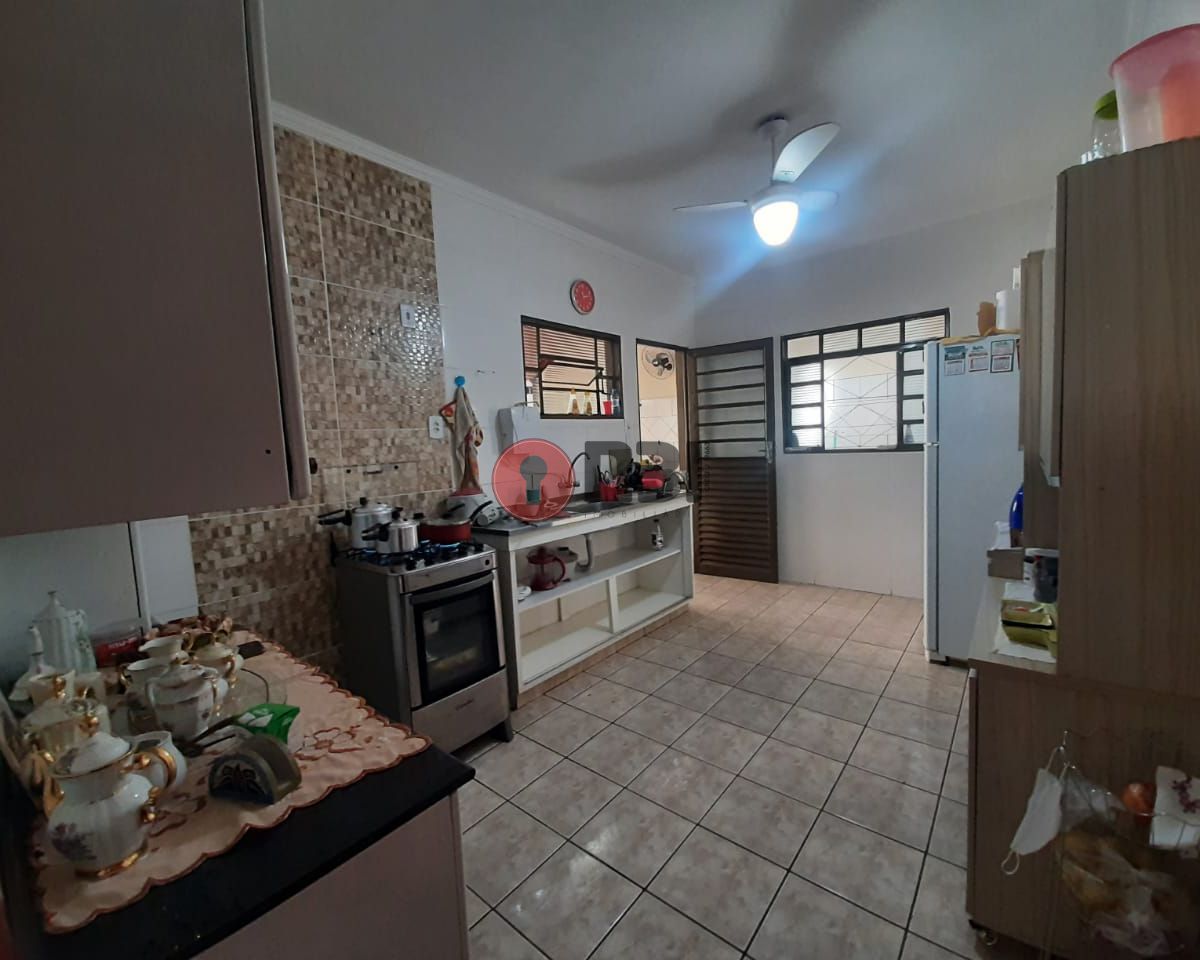Casa com 3 quartos à venda, 140m² — foto 13 de 20