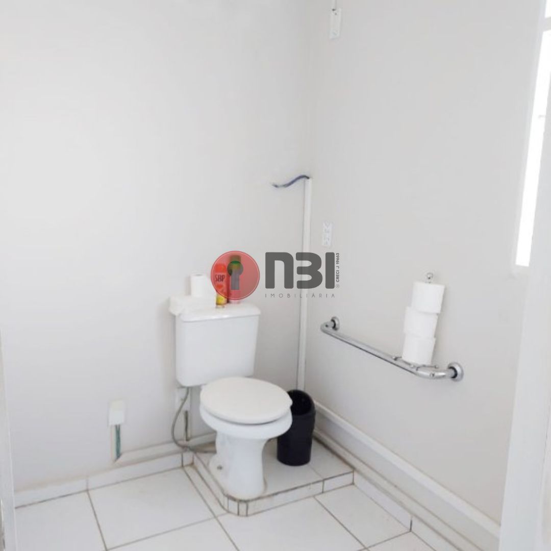 Imóvel Comercial com 8 quartos para aluguel, 210m² — foto 8 de 20
