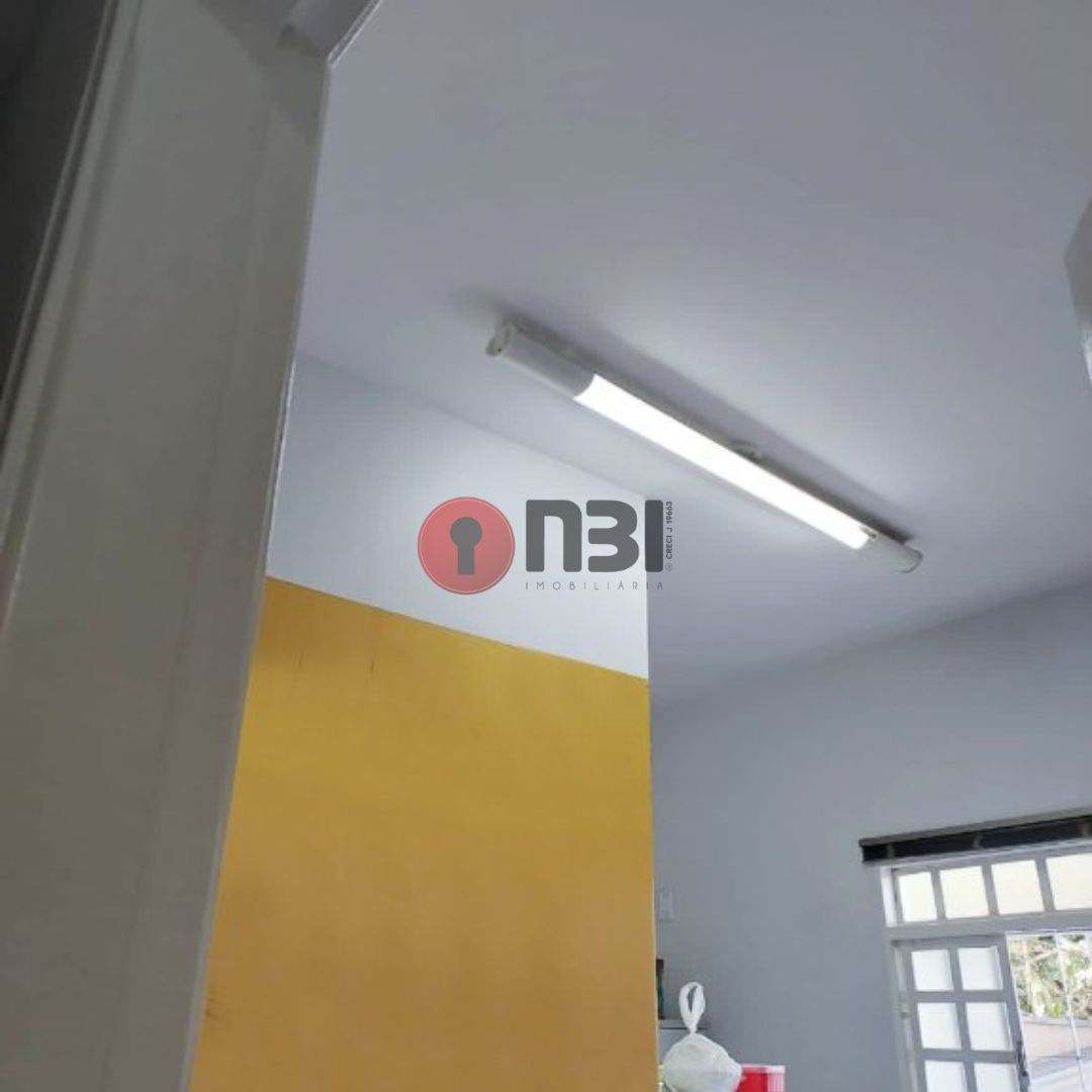Imóvel Comercial com 8 quartos para aluguel, 210m² — foto 10 de 20