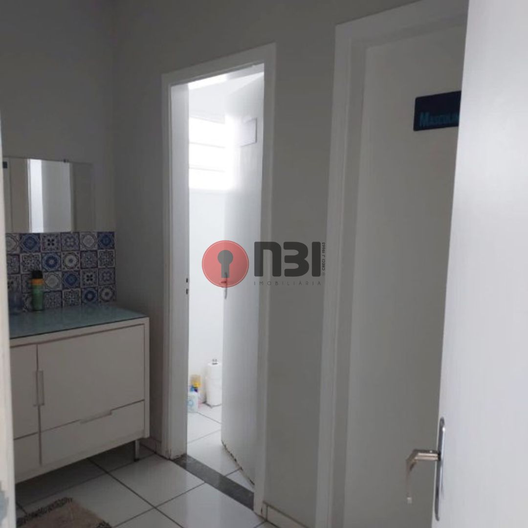 Imóvel Comercial com 8 quartos para aluguel, 210m² — foto 11 de 20
