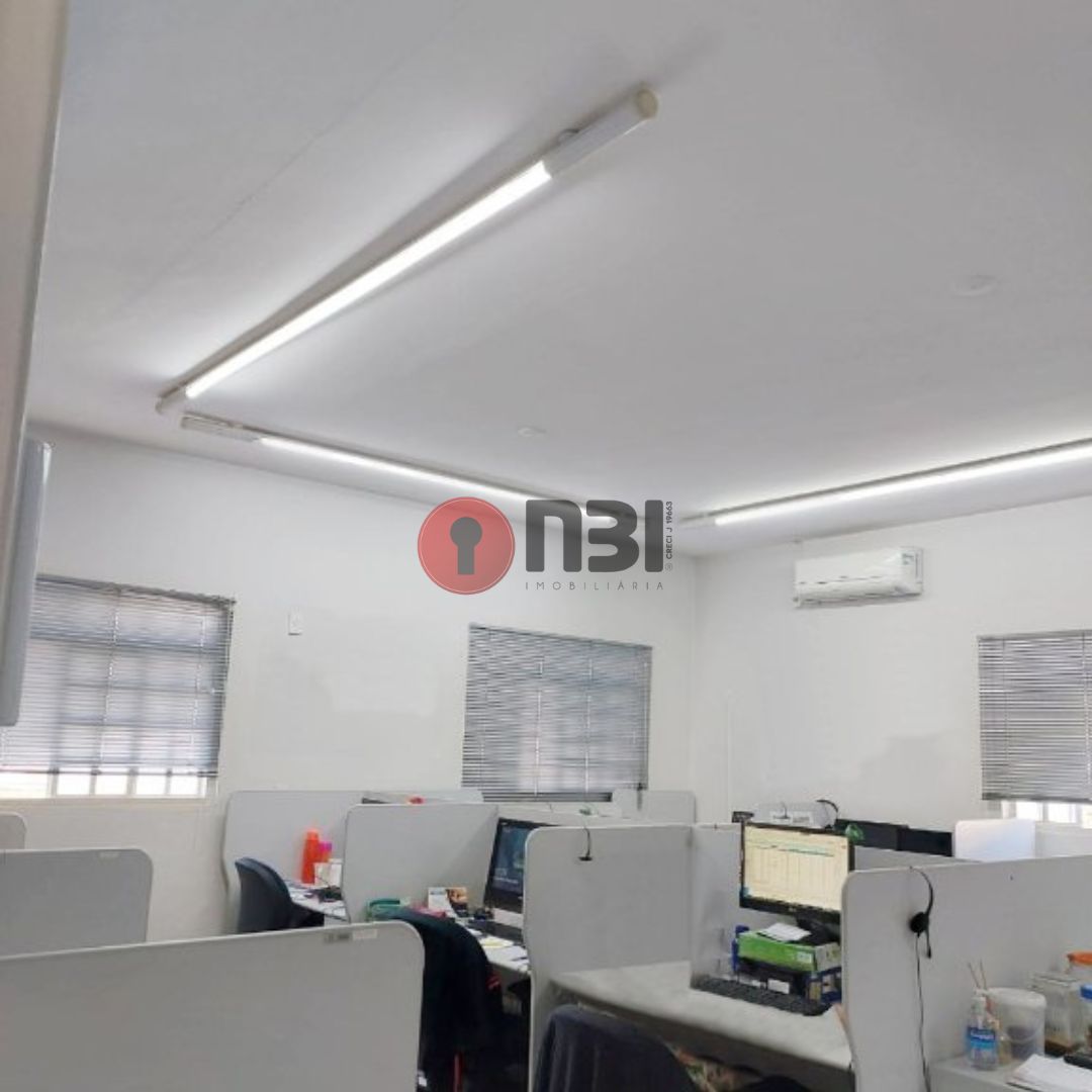 Imóvel Comercial com 8 quartos para aluguel, 210m² — foto 15 de 20