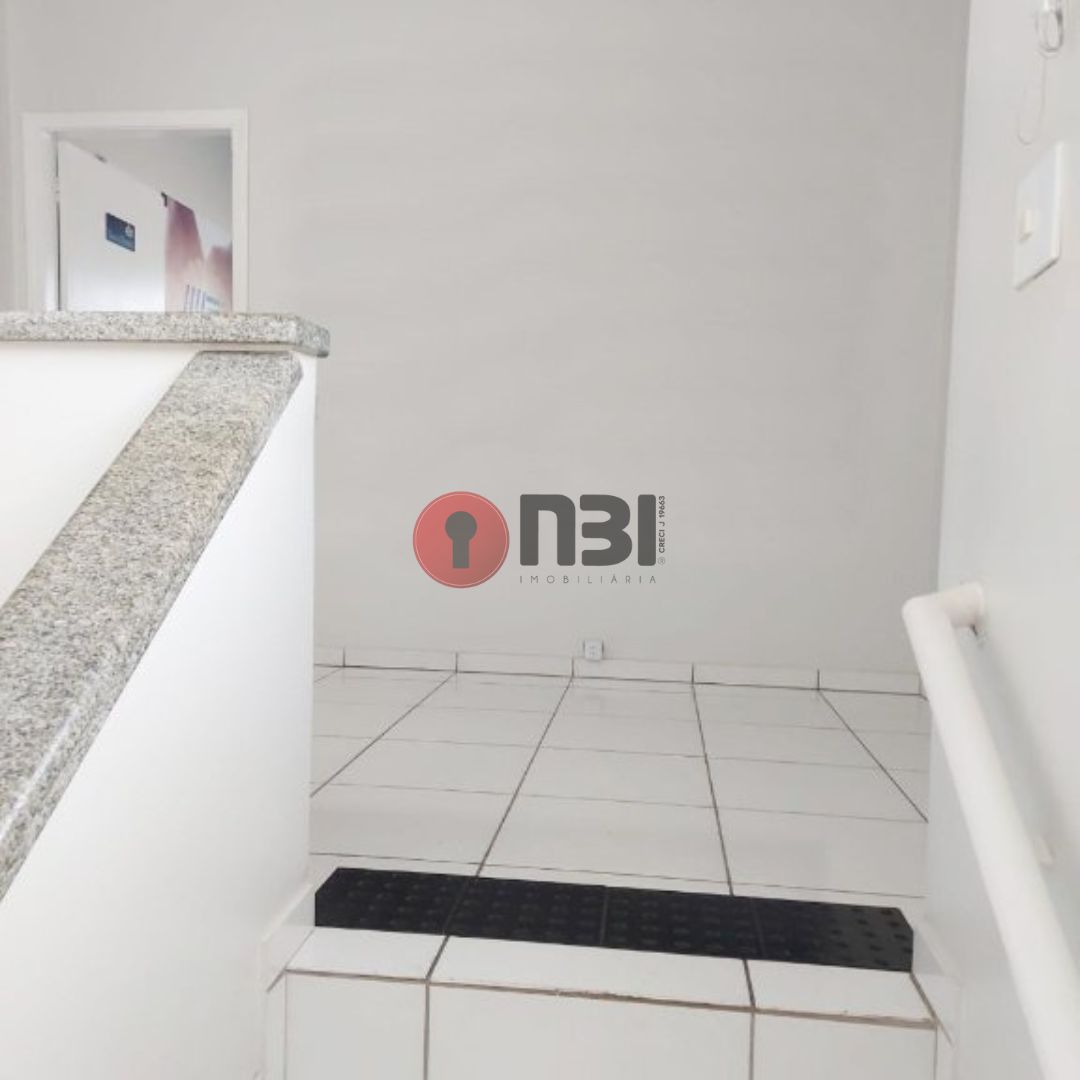 Imóvel Comercial com 8 quartos para aluguel, 210m² — foto 19 de 20