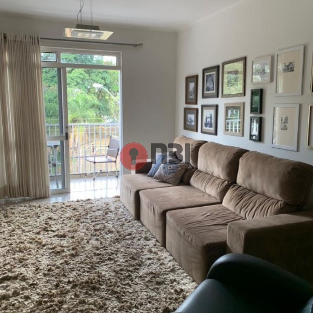 Apartamento com 3 quartos à venda, 161m² — foto 1 de 9