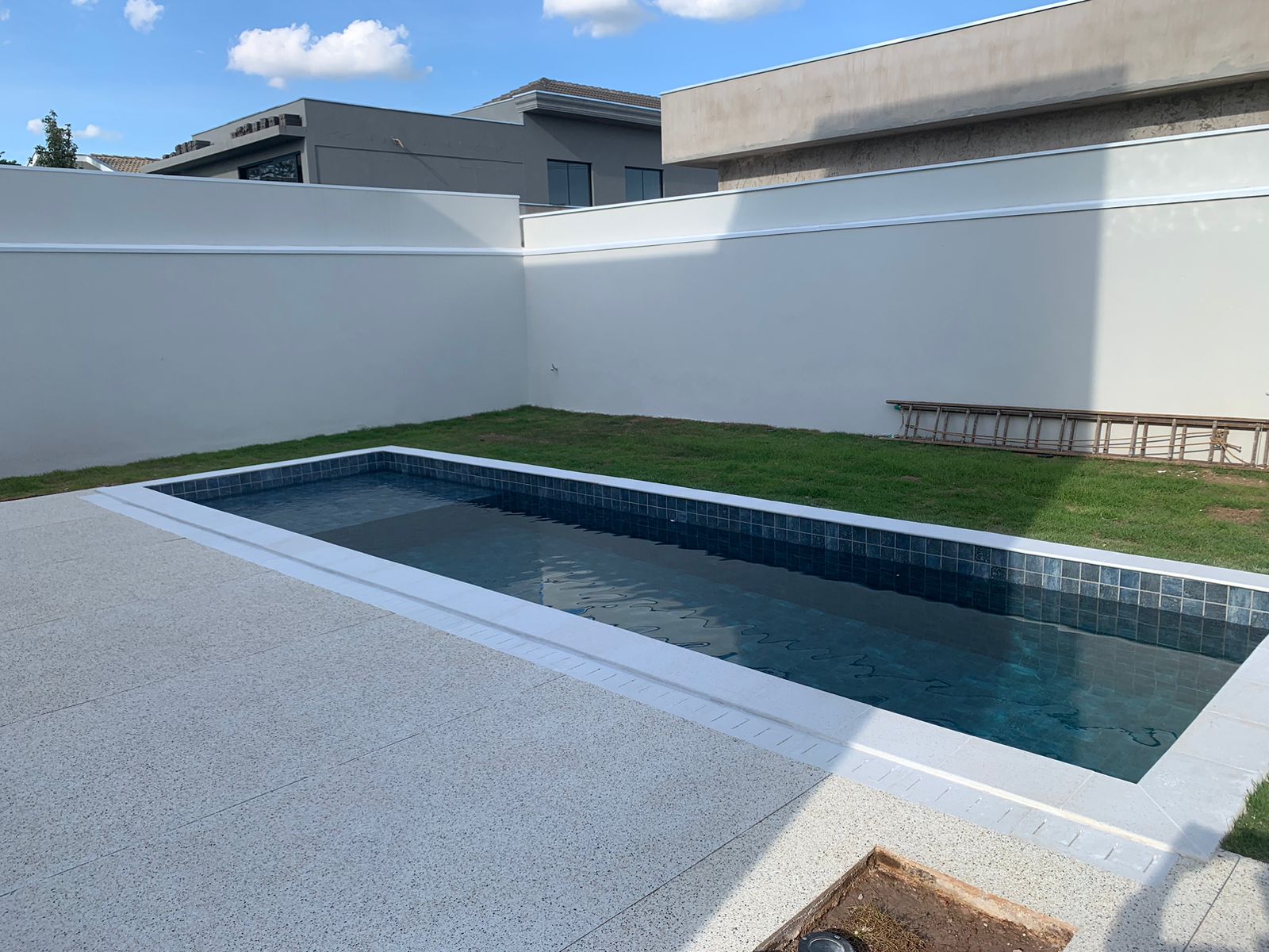Casa de Condomínio com 3 quartos à venda, 264m² — foto 49 de 50
