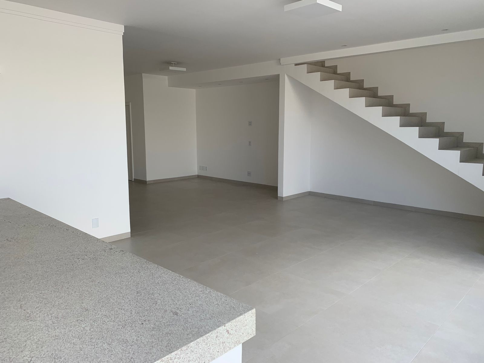 Casa de Condomínio com 3 quartos à venda, 264m² — foto 15 de 50