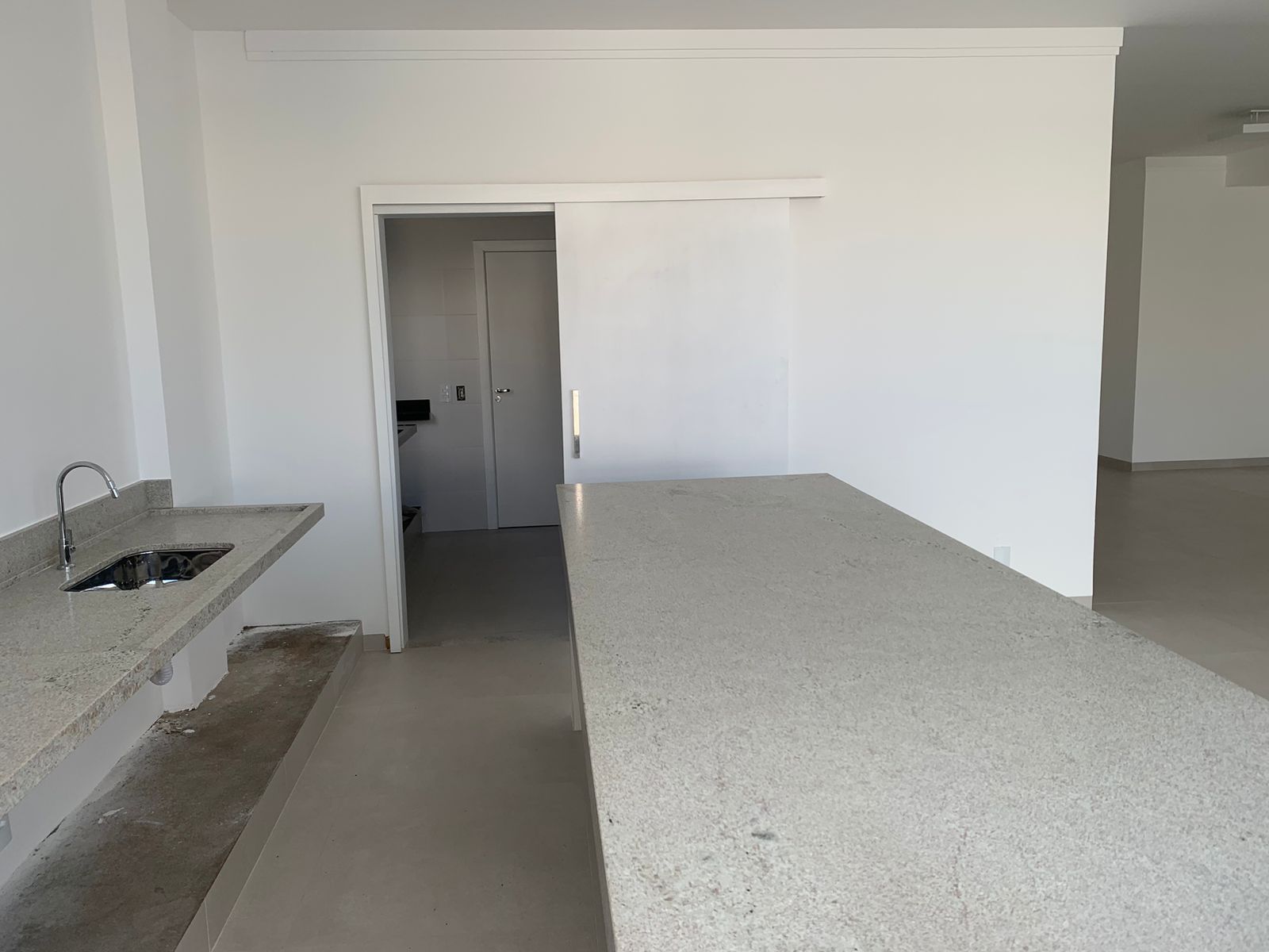 Casa de Condomínio com 3 quartos à venda, 264m² — foto 16 de 50