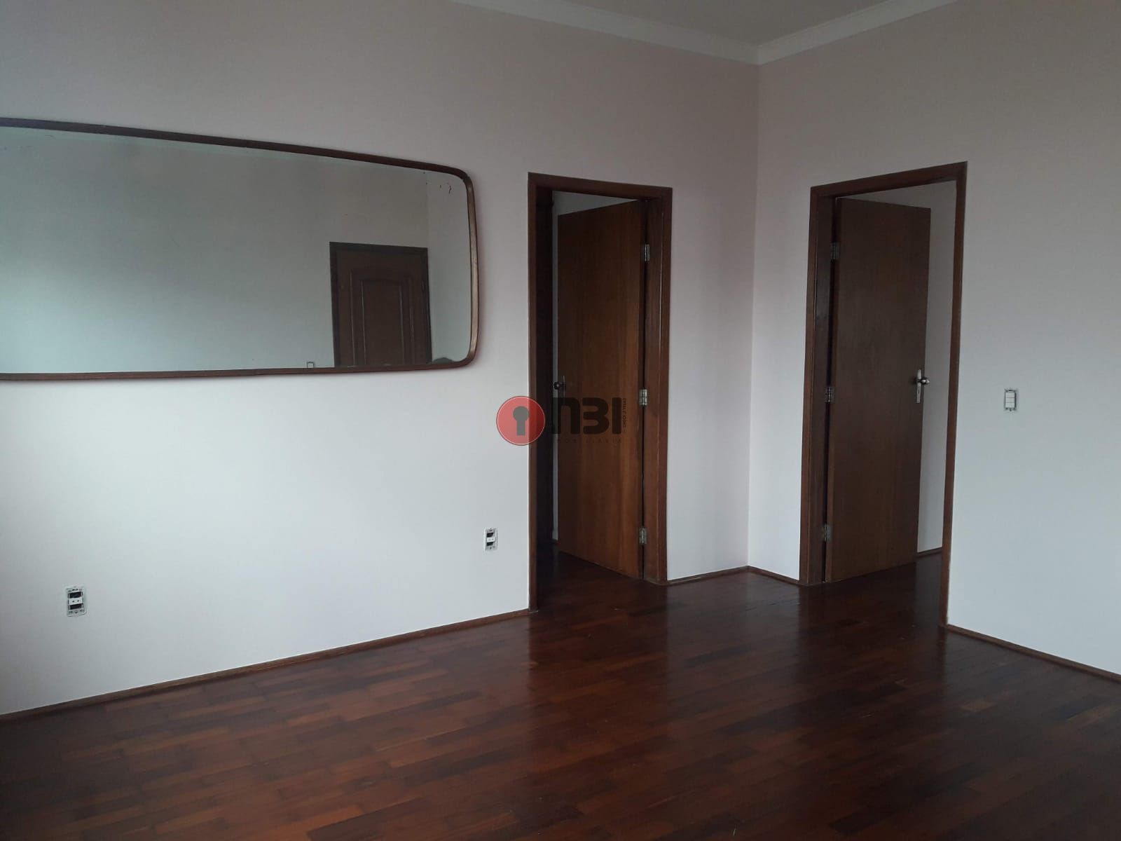 Casa com 3 quartos à venda, 256m² — foto 8 de 26