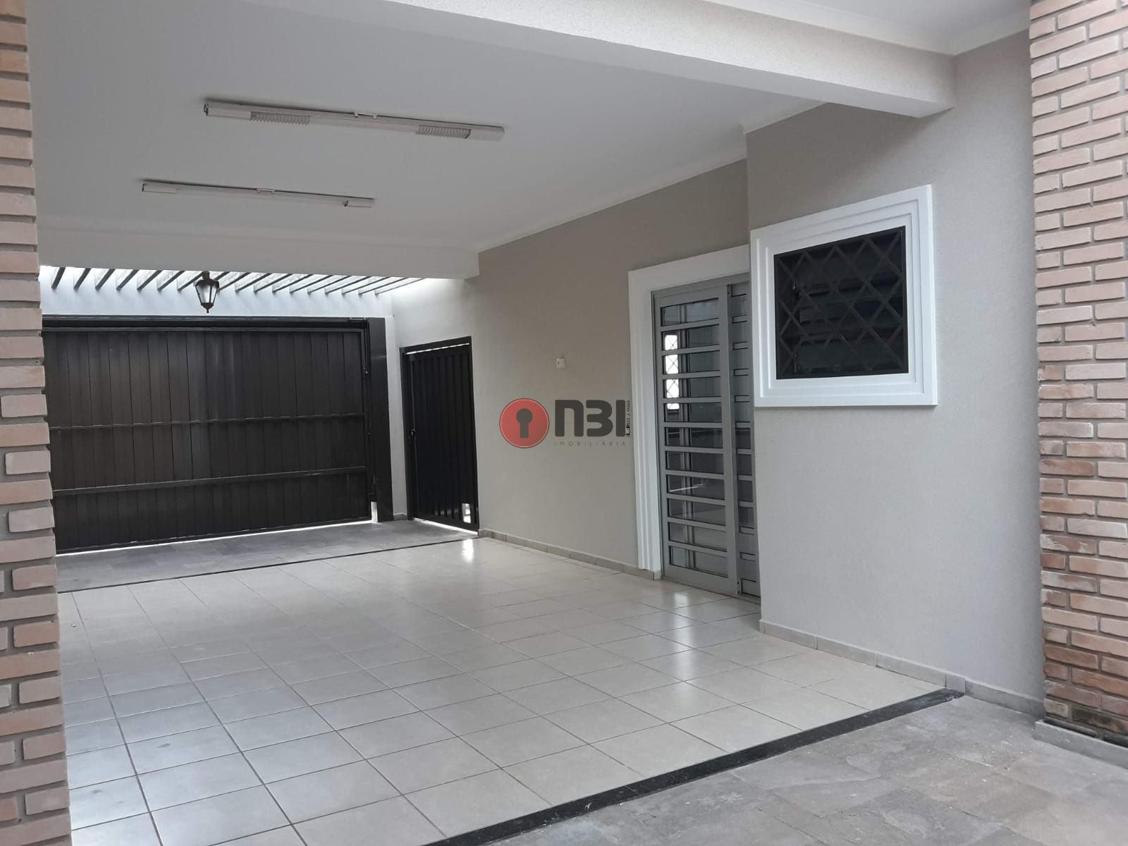 Casa com 3 quartos à venda, 256m² — foto 14 de 26