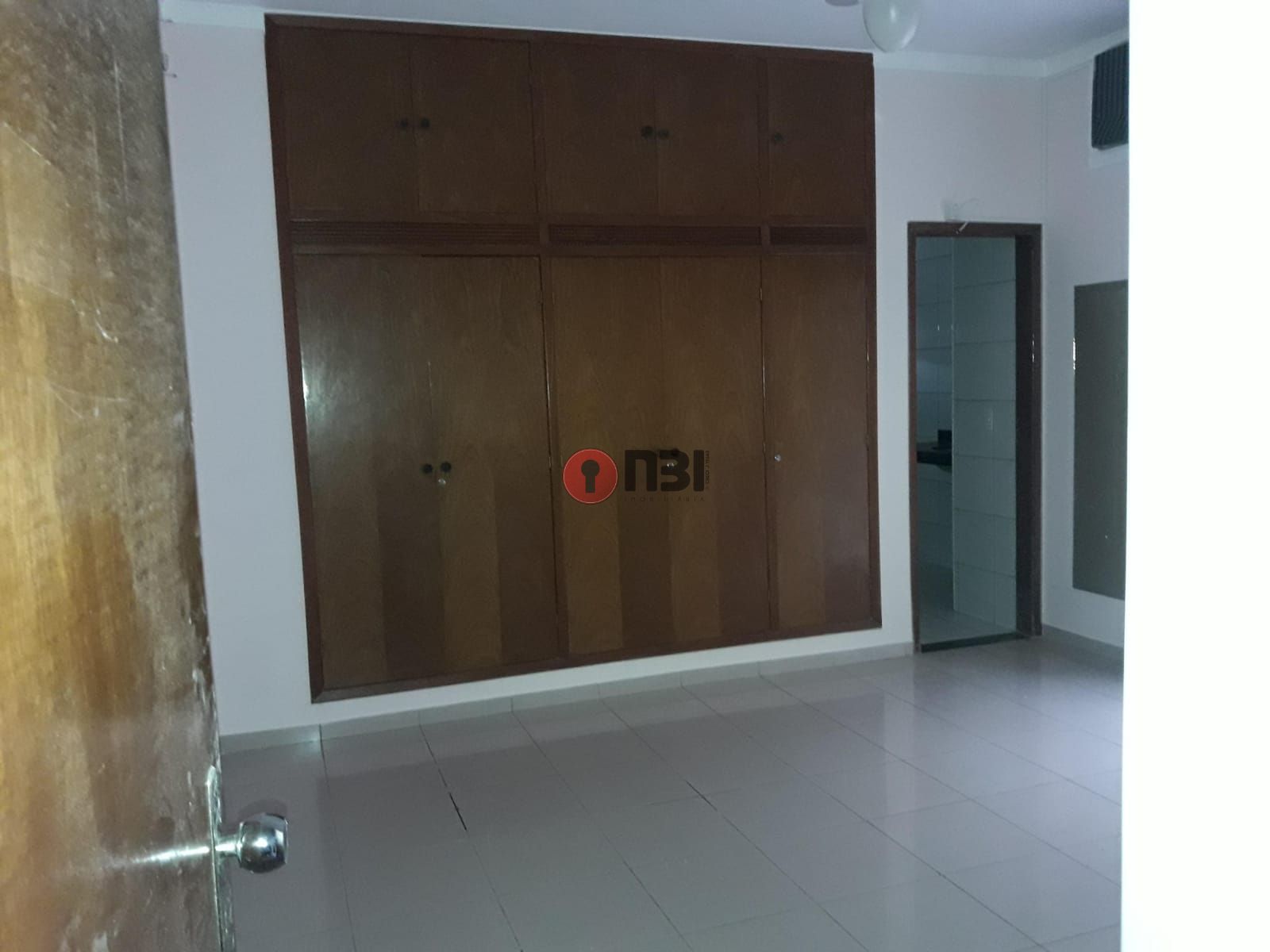 Casa com 3 quartos à venda, 256m² — foto 15 de 26