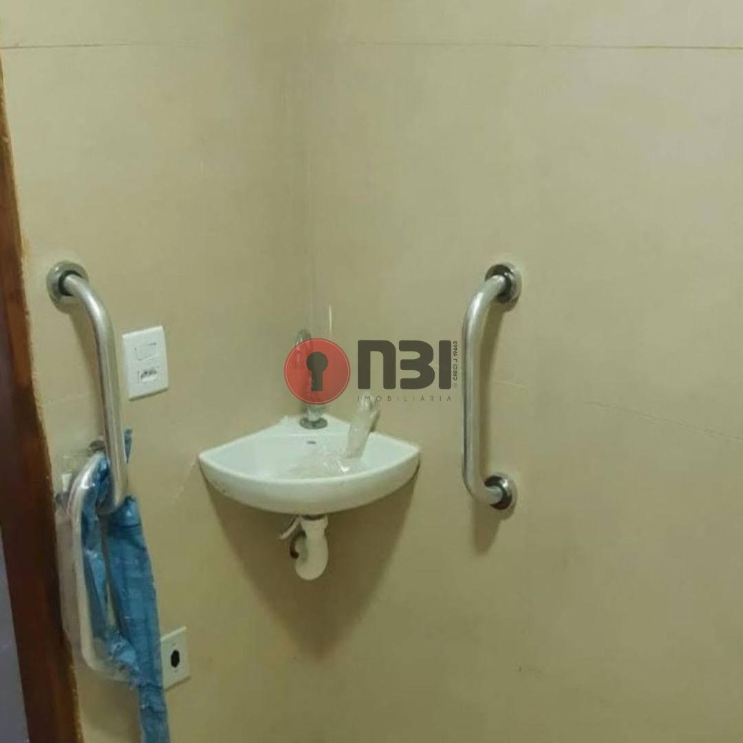 Galpão / Depósito / Armazém  à venda, 70m² — foto 3 de 16