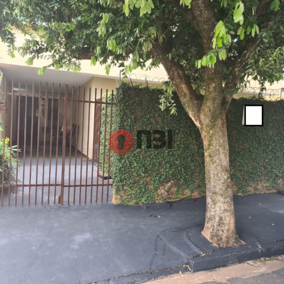 Casa com 1 quarto à venda, 240m² — foto 1 de 29
