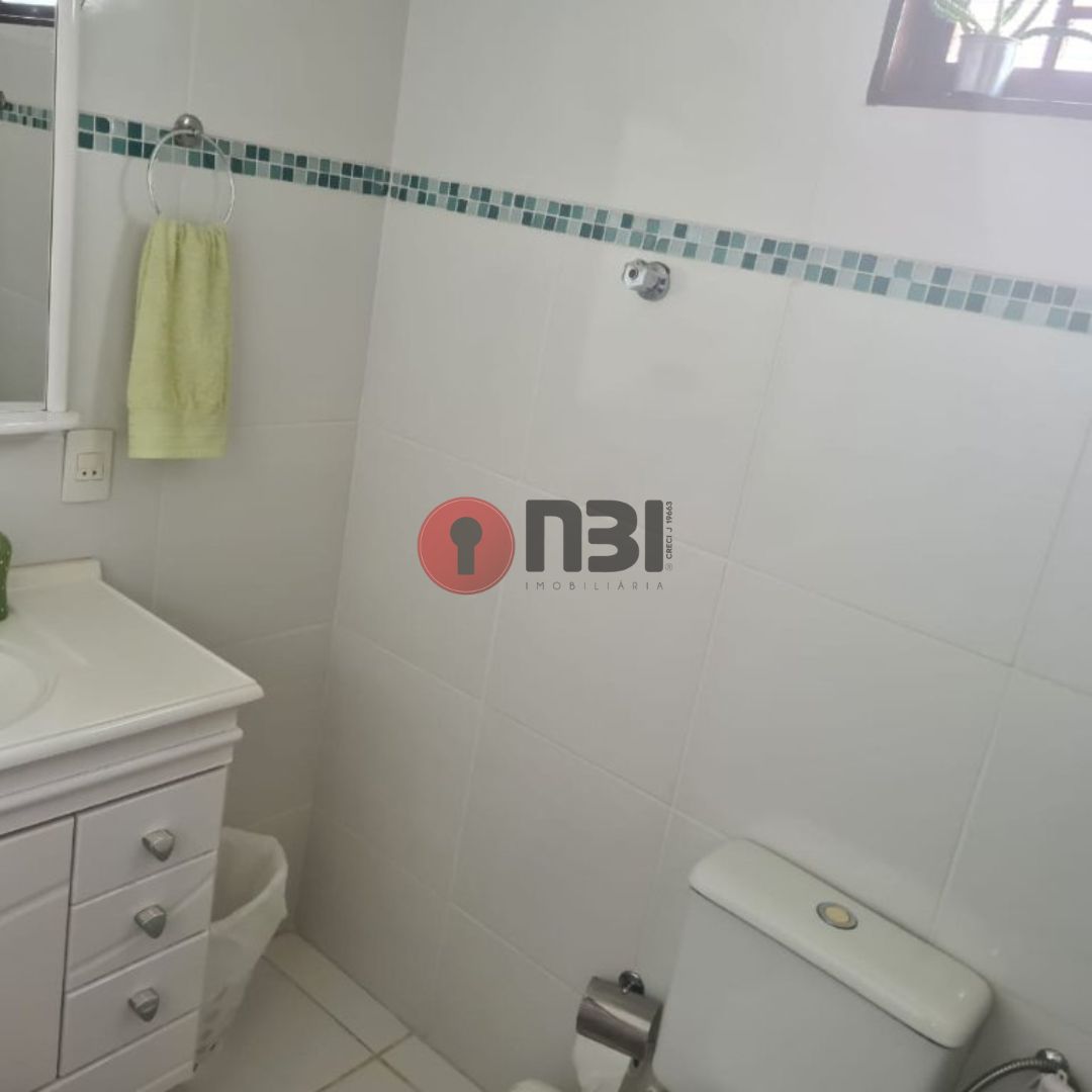 Casa com 1 quarto à venda, 240m² — foto 2 de 29