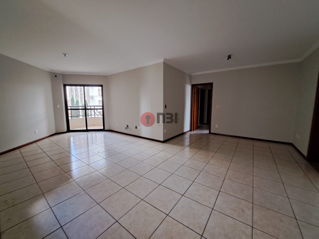 Apartamento com 3 quartos à venda, 132m² — foto 1 de 39