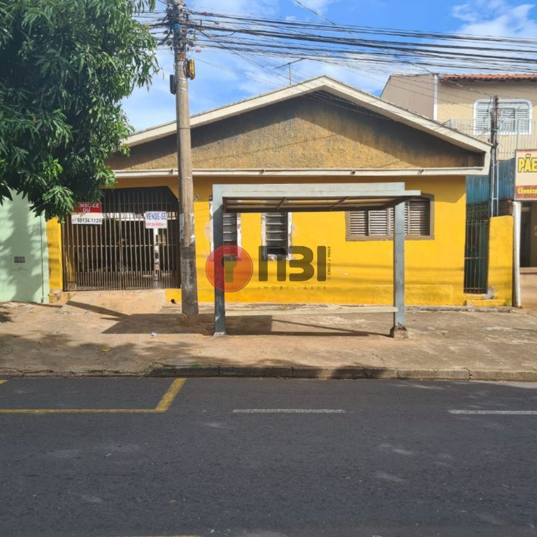 Casa com 3 quartos à venda, 165m² — foto 1 de 16