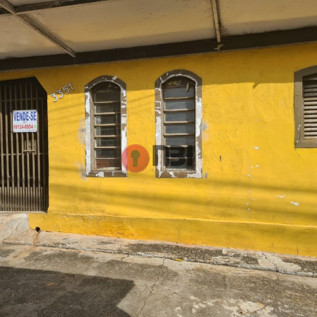 Casa com 3 quartos à venda, 165m² — foto 3 de 16