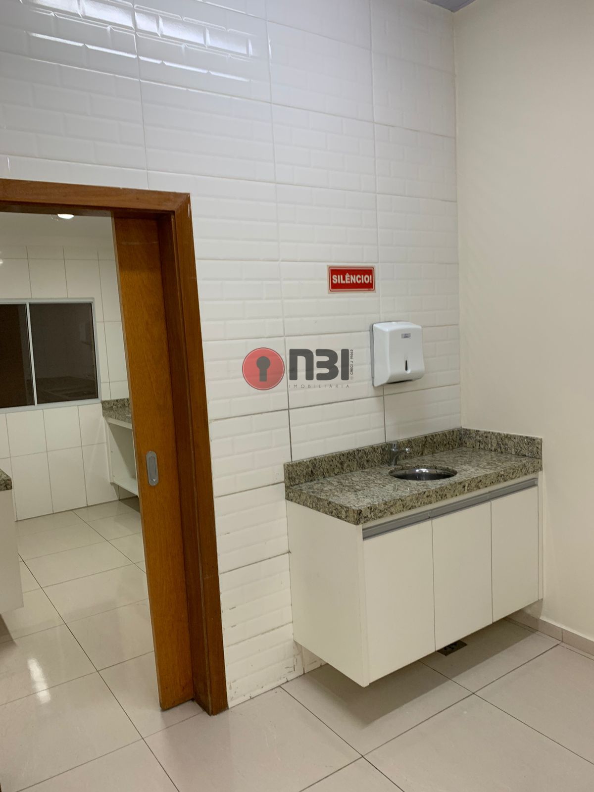 Galpão / Depósito / Armazém  à venda, 273m² — foto 10 de 23