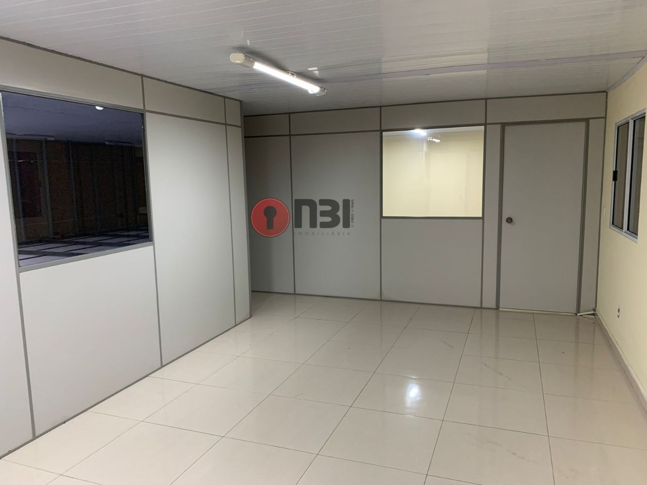 Galpão / Depósito / Armazém  à venda, 273m² — foto 17 de 23
