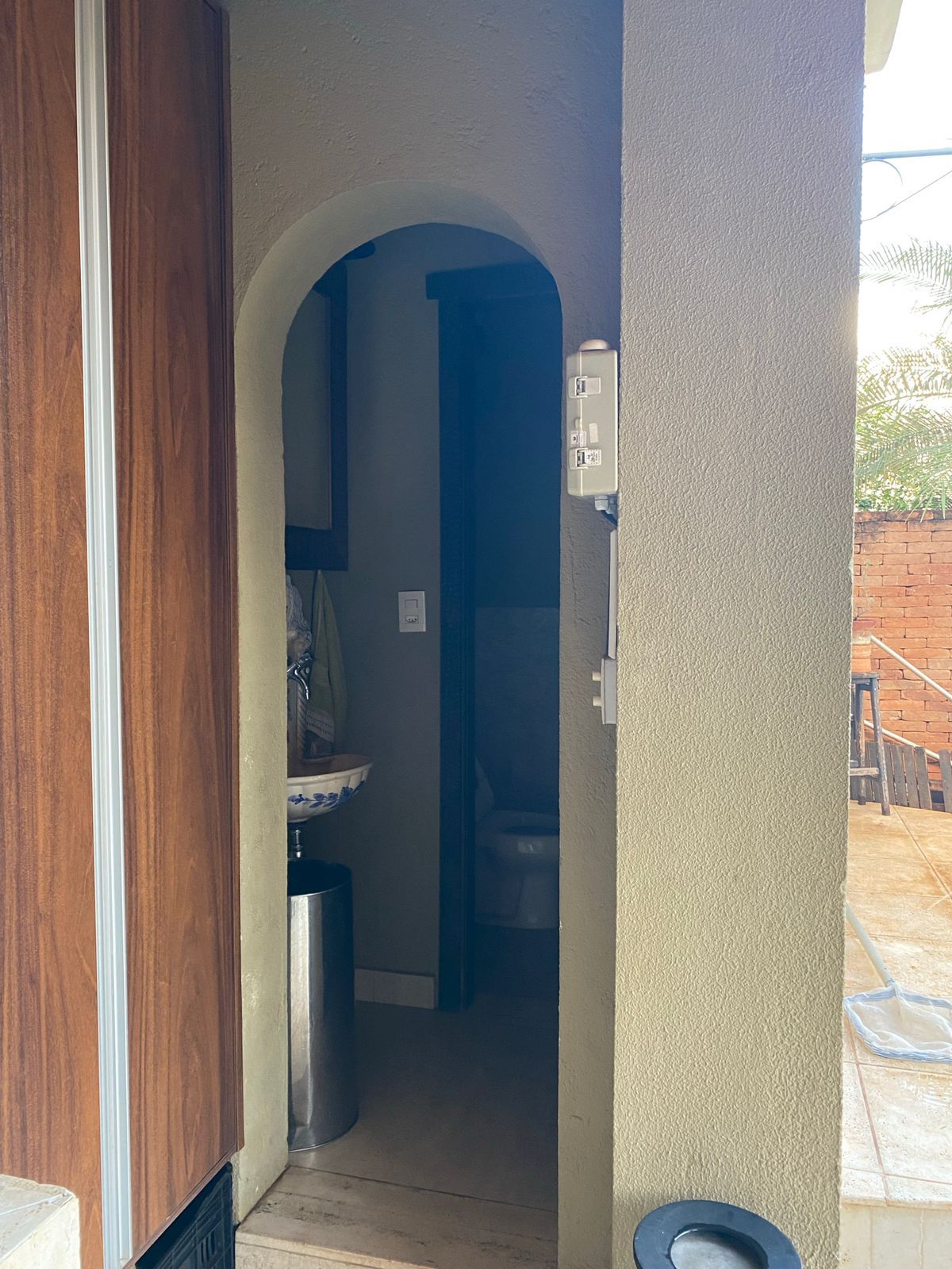 Casa com 4 quartos para aluguel, 640m² — foto 27 de 42
