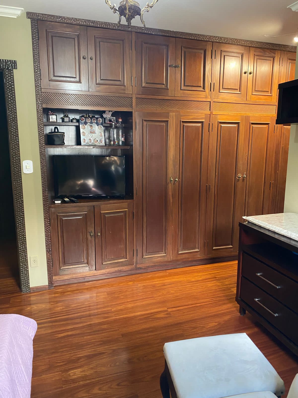 Casa com 4 quartos para aluguel, 640m² — foto 10 de 42