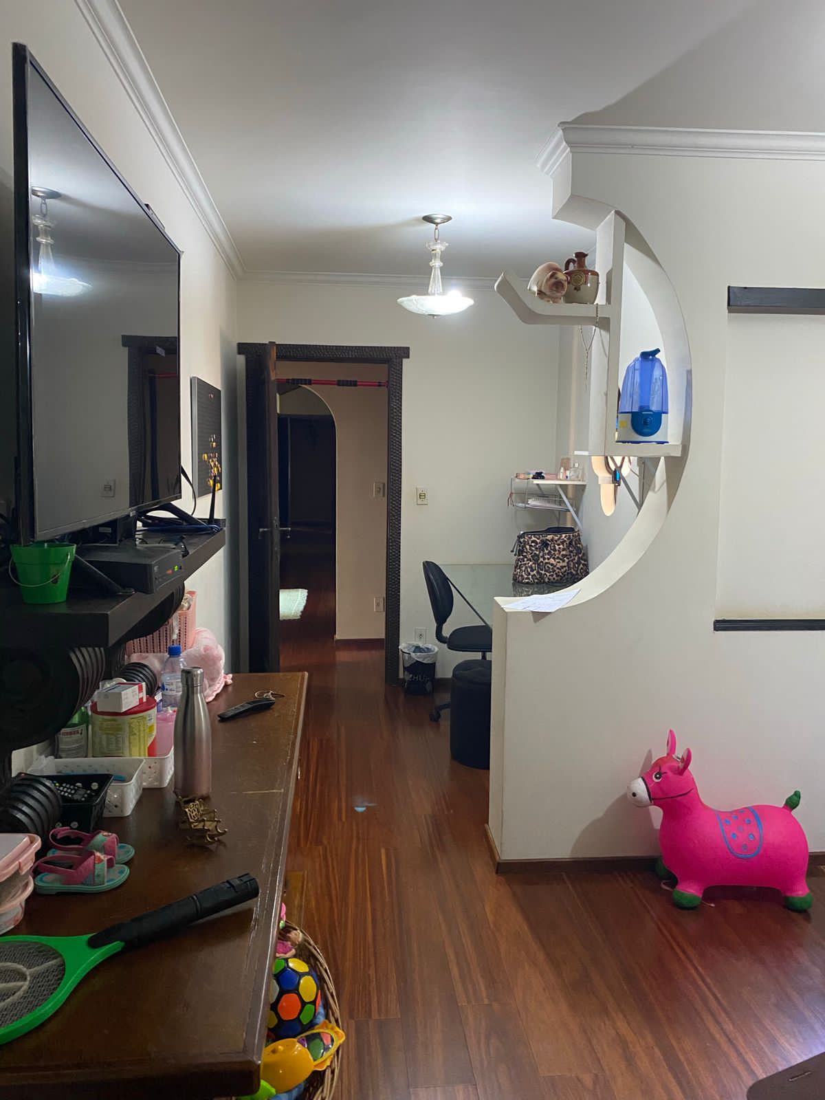 Casa com 4 quartos para aluguel, 640m² — foto 14 de 42