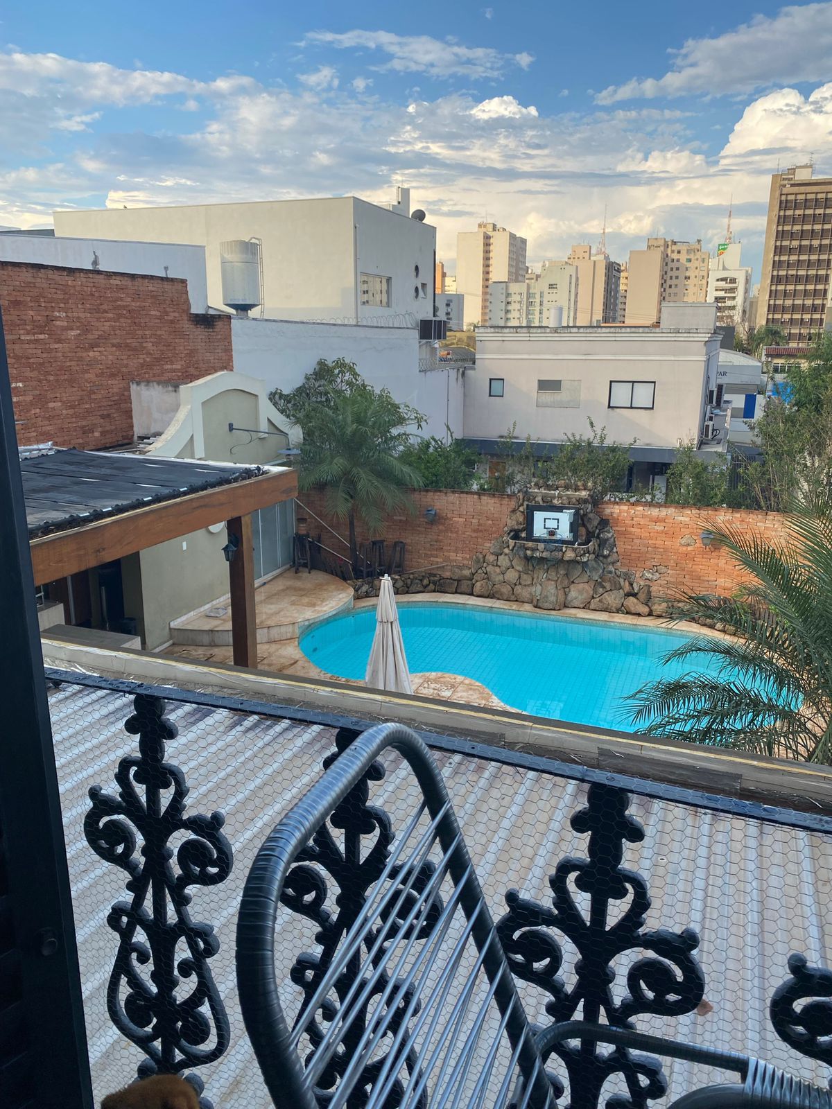 Casa com 4 quartos para aluguel, 640m² — foto 20 de 42