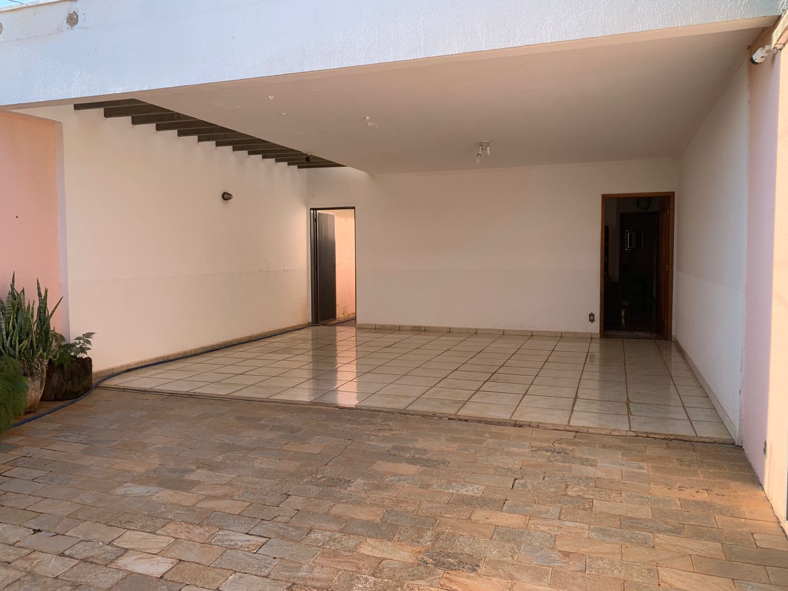 Casa com 5 quartos à venda, 200m² — foto 7 de 27