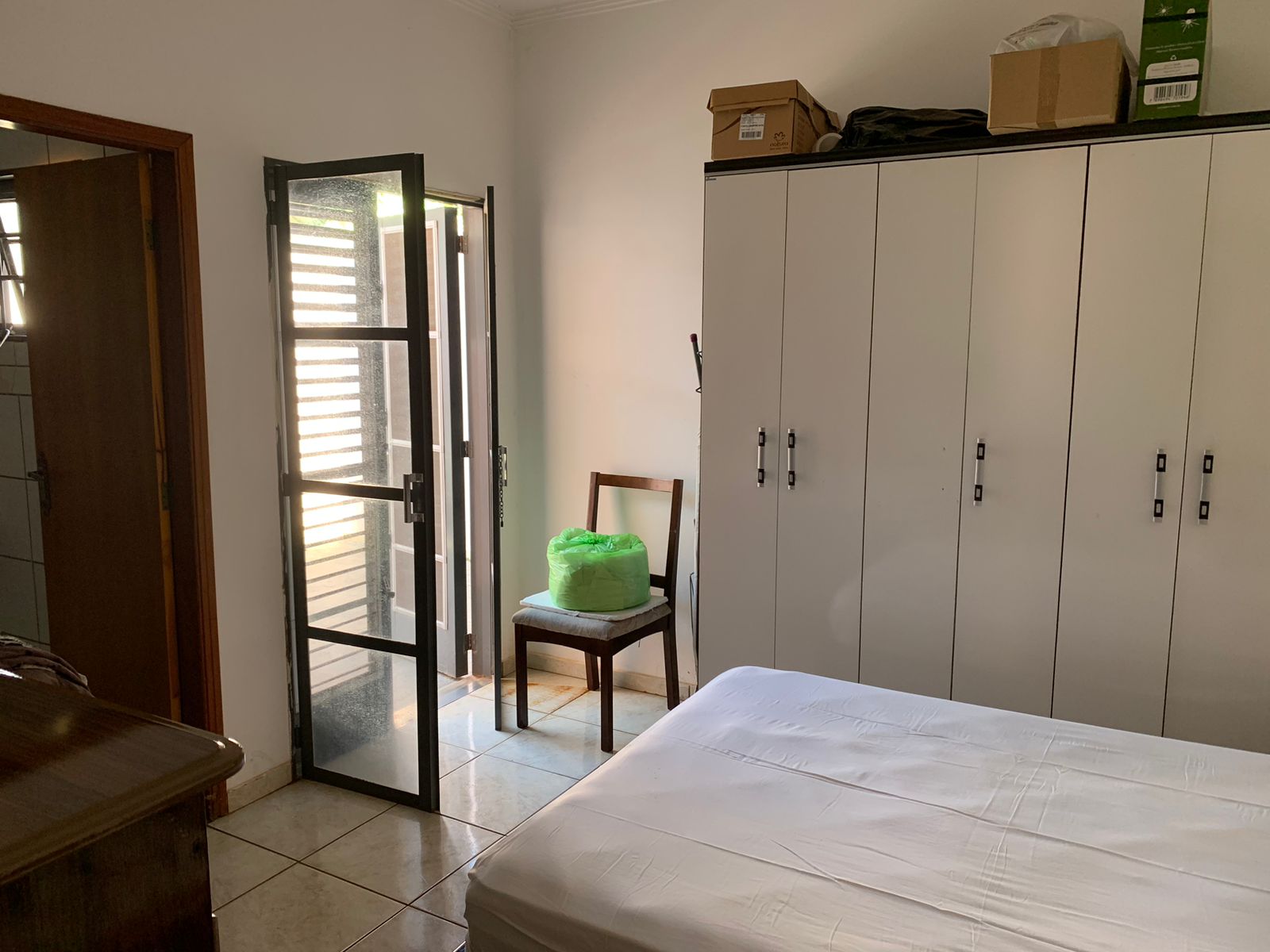 Casa com 5 quartos à venda, 200m² — foto 18 de 27