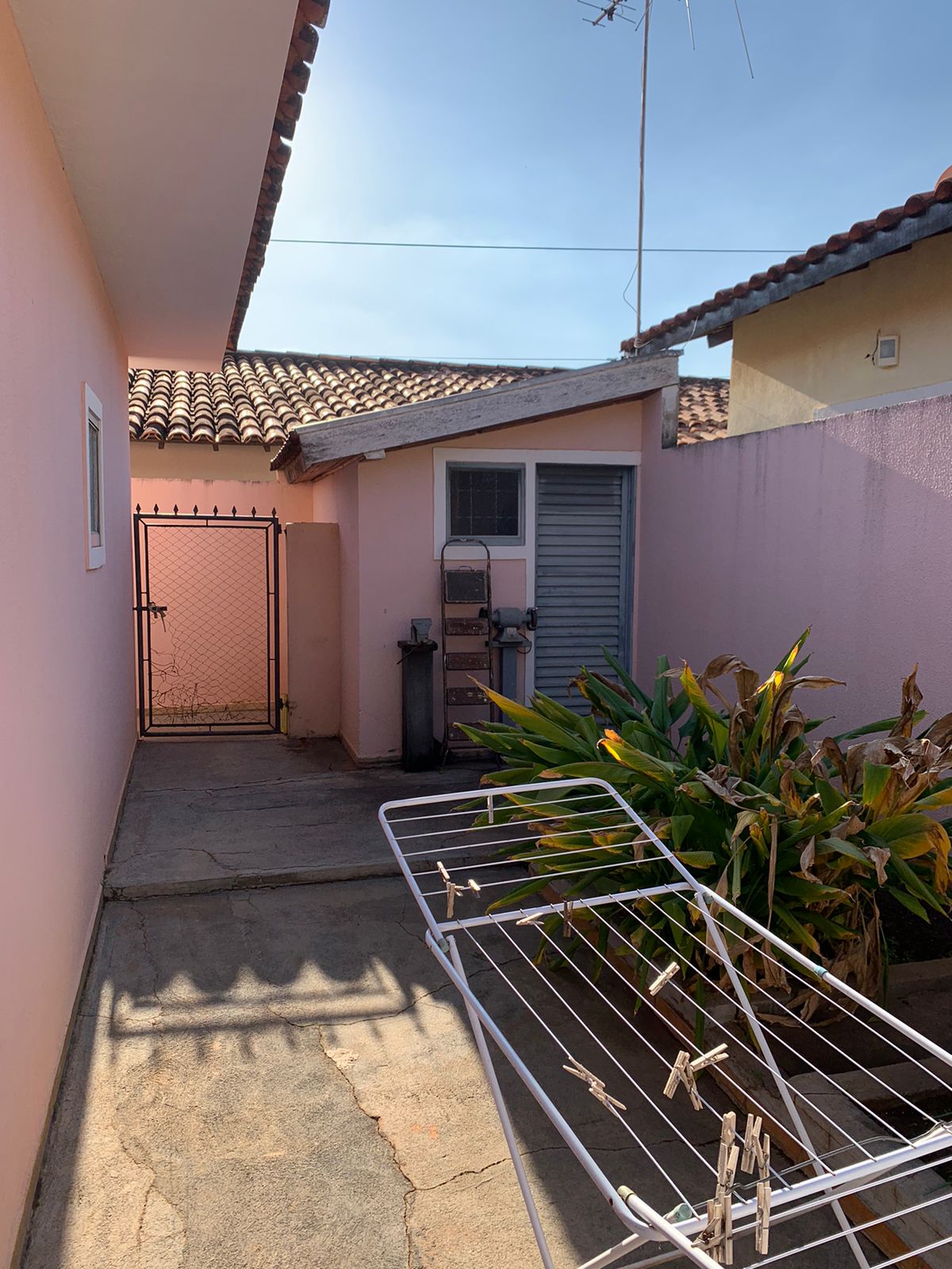 Casa com 5 quartos à venda, 200m² — foto 26 de 27