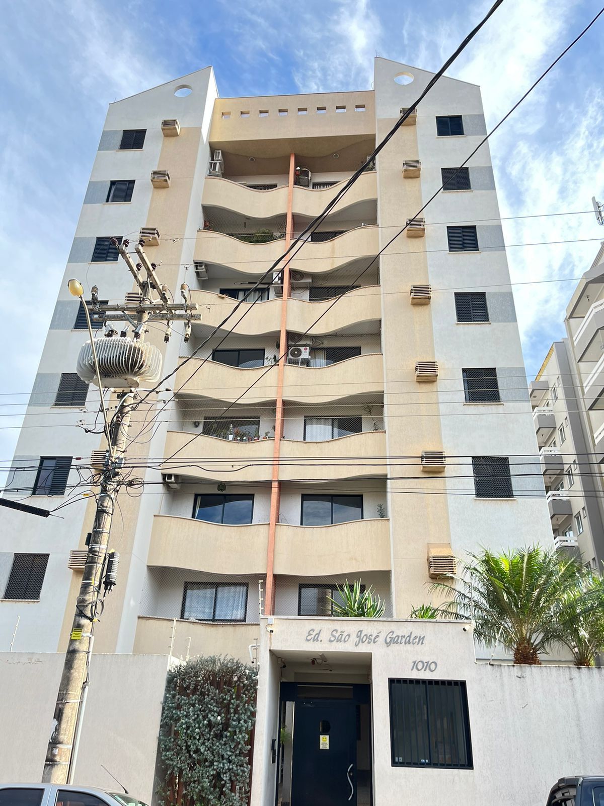 Apartamento com 3 quartos à venda, 84m² — foto 1 de 15